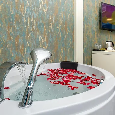 Otel The Lea Didim