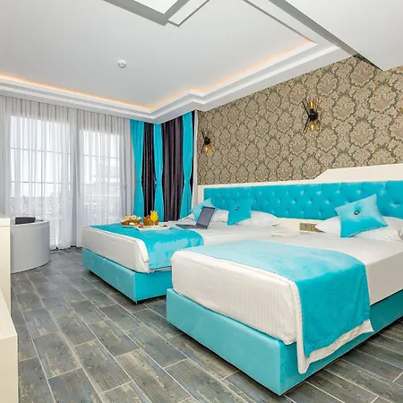The Lea Hotel *