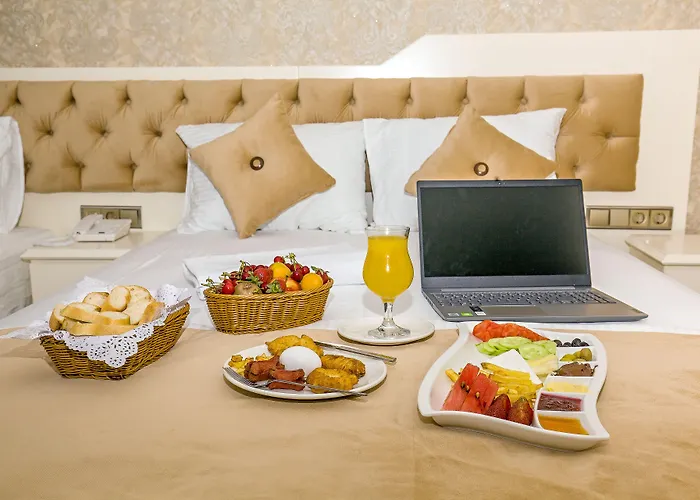 Отель The Lea *